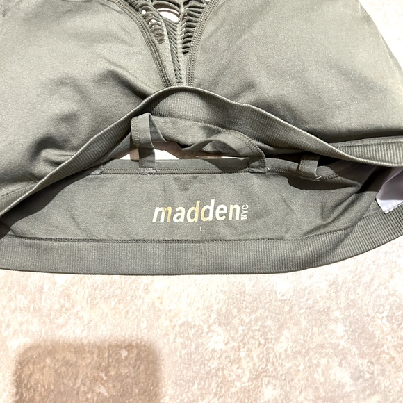 Madden NYC Large Green Bralette - Picture 4 of 4